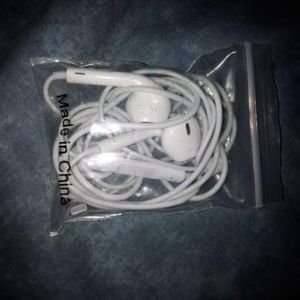 Iphone wire headphones